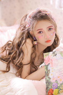 橘奈 子